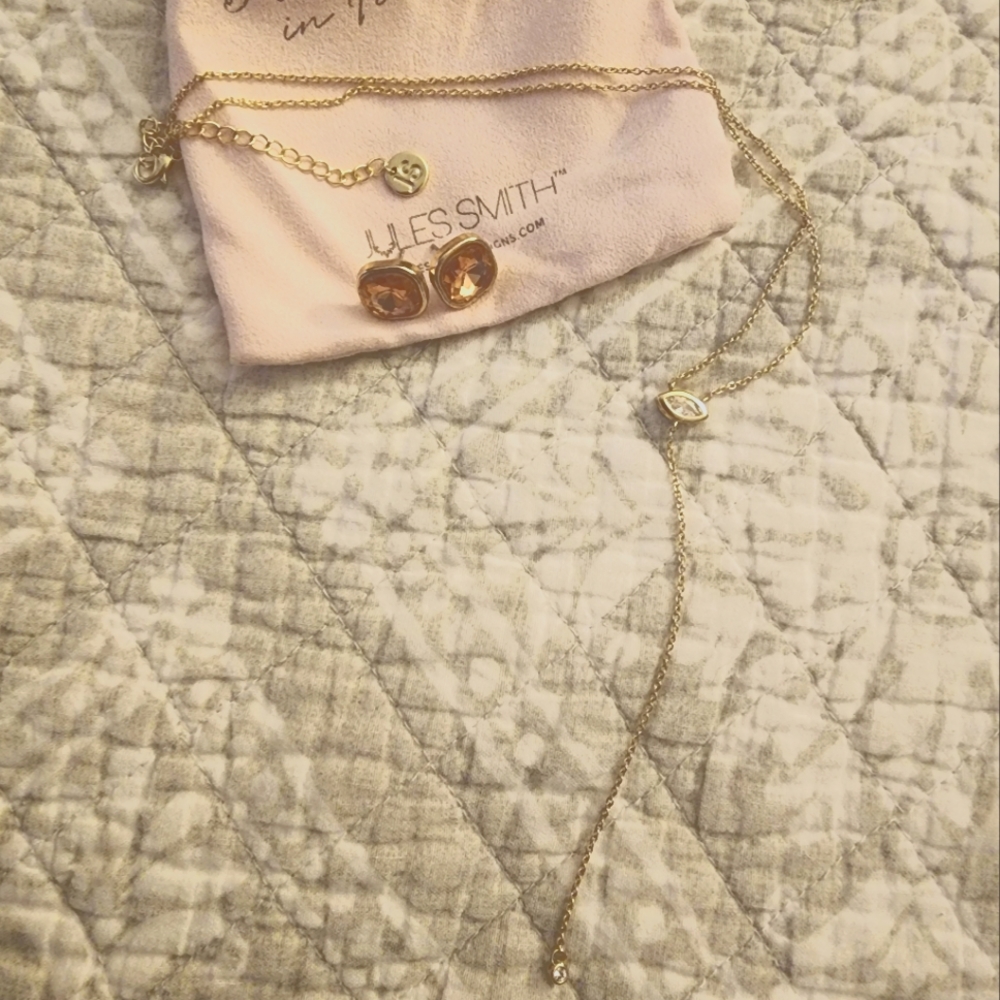 NWOT Lariat Necklace & Pink Quarts Earings Set